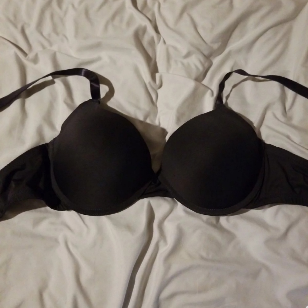 EUC RAMPAGE BRAND BRA